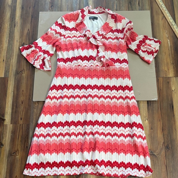Donna Ricco Dresses & Skirts - Donna Ricco Red and White Geometric Patterned Dress sz 14